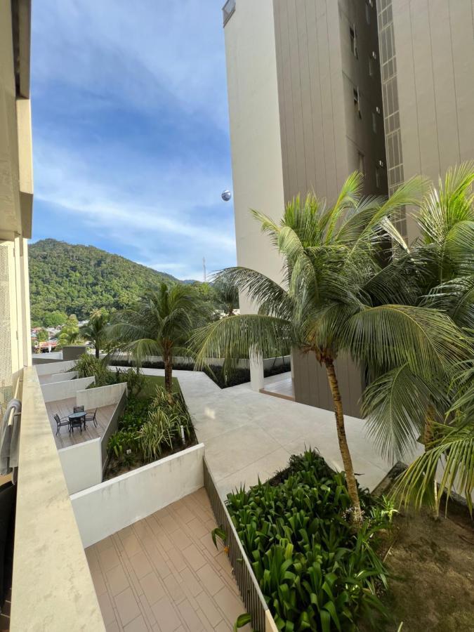 By The Sea Beachfront Designer Suites Penang - Managed By Art Of Tree Batu Ferringhi Exterior foto